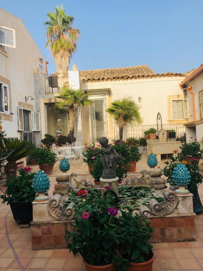 Casale Rocca Fiorita Bed and Breakfast Acate Buitenkant foto