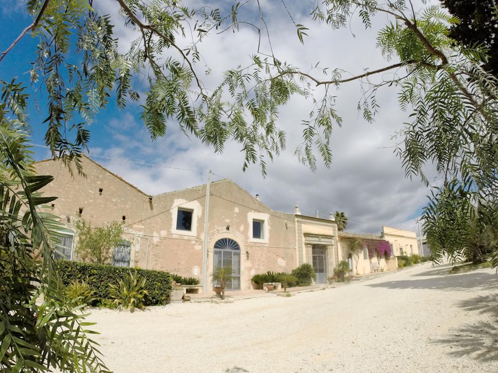 Casale Rocca Fiorita Bed and Breakfast Acate Buitenkant foto